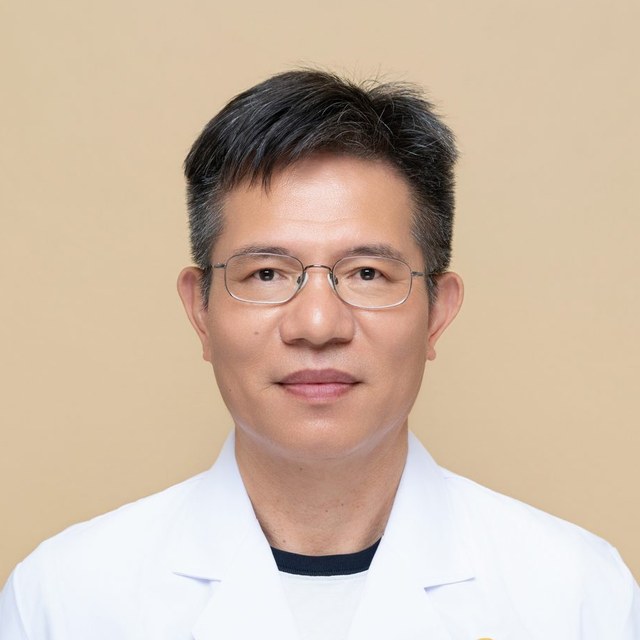 Portrait of Jim Yi