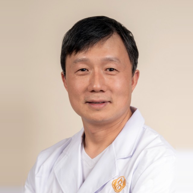 Portrait of Dongwei Li